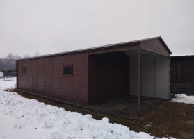Premium garages 652