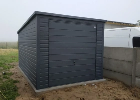 Premium garages 471