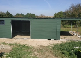 Premium garages 386