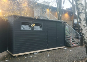 Premium garages 218