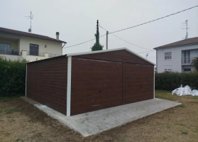 Premium garages 648
