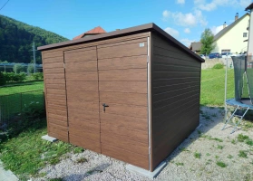 Premium garages 602