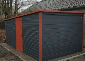 Premium garages 651