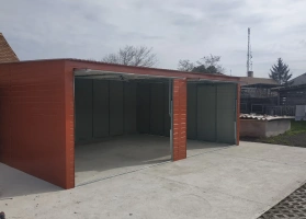 Premium garages 315