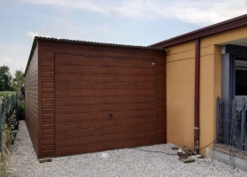 Premium garages 242