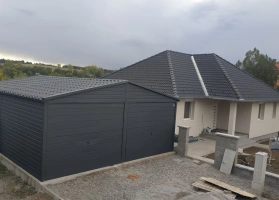 Premium garages 620