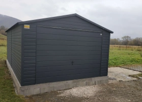 Premium garages 183