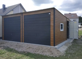 Premium garages 136