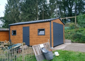 Premium garages 362