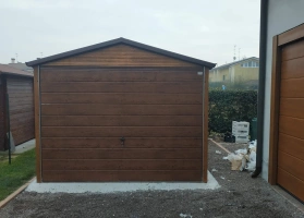 Premium garages 221