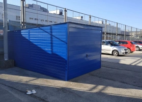 Premium garages 204