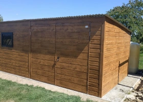 Premium garages 263