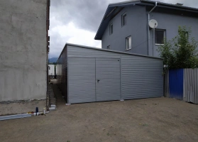 Premium garages 601