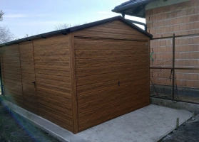 Premium garages 445