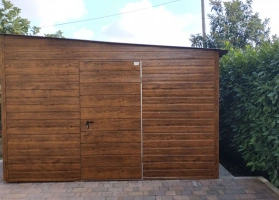 Premium garages 176