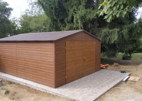 Premium garages 131