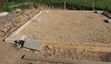 fundering + betonnen voetstukken