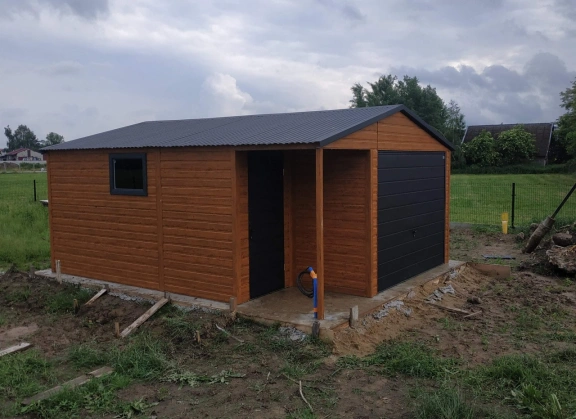 Premium garages 586