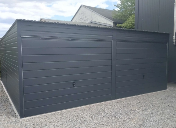 Premium garages 239