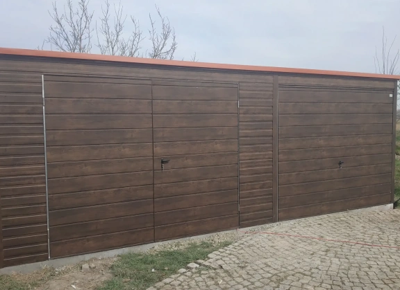 Premium garages 447
