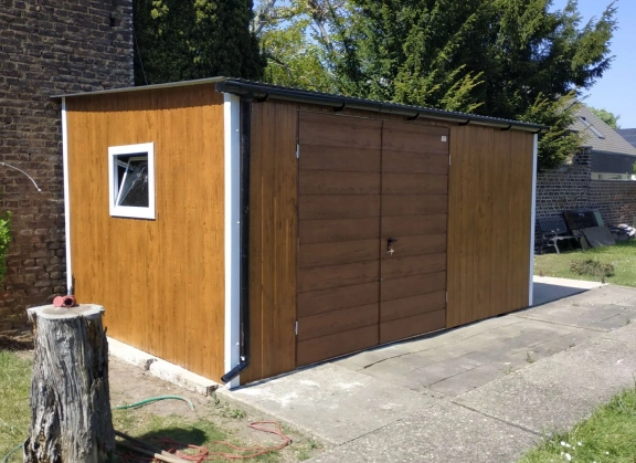 Acryl garages 81