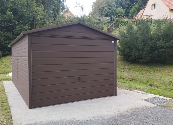 Premium garages 144
